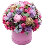 Цветы в коробке Зефирная